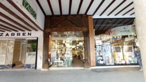 Local comercial en Plaza de los Fueros