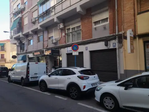 Local comercial en calle de Almoradí, 6