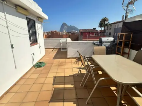 Casa adosada en Los Olivos