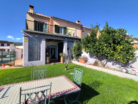 Casa pareada en Venta Melchor