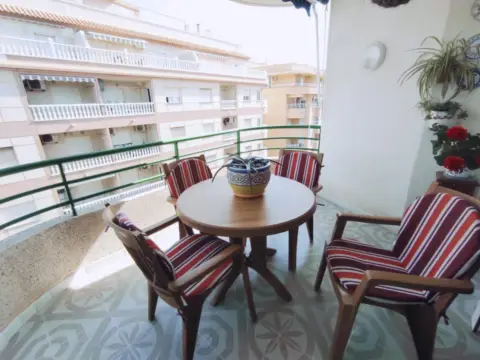 Apartamento en Avenida Virgen del Carmen