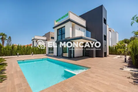 Chalet en Avenida Playa Honda