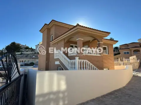 Chalet en La Marquesa