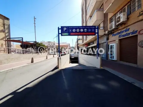 Garaje en Zona Pueblo
