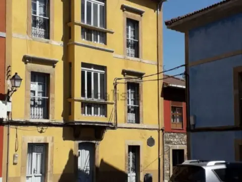 Casa adosada en Avenida Principe, nº 7