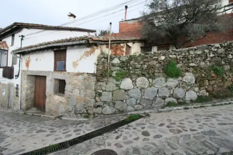 Casa rústica en calle Canal, 3