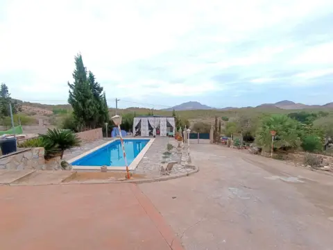 Chalet en El Esparragal