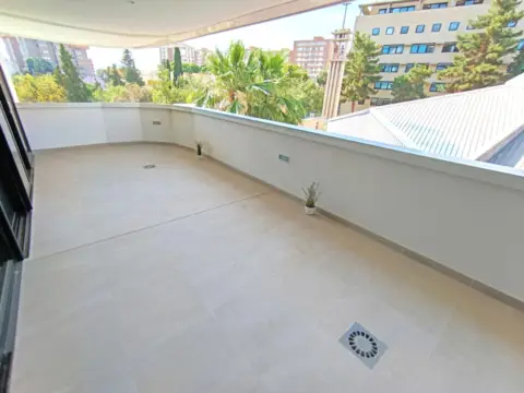 Piso en calle Ronda de Levante