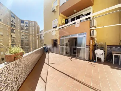 Piso en Avenida de Manuel Gorria