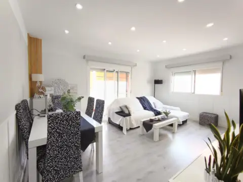 Piso en La Molineta - La Barceloneta