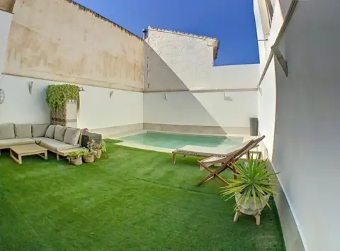 Casa en calle de Lucena