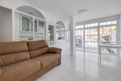 Casa en calle Rojales, 18