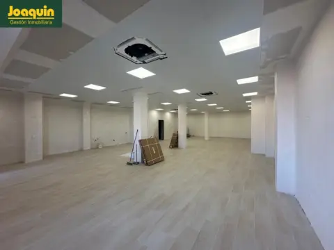 Local comercial en El Arenal