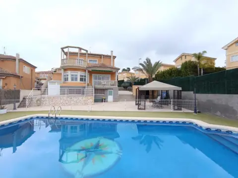 Chalet en Altorreal