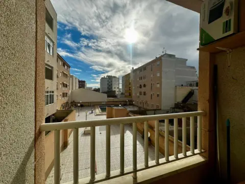 Estudio en calle San José, 10