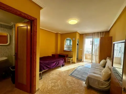 Estudio en calle San José, 10