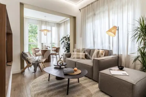 Dúplex en Plaza de la República Argentina