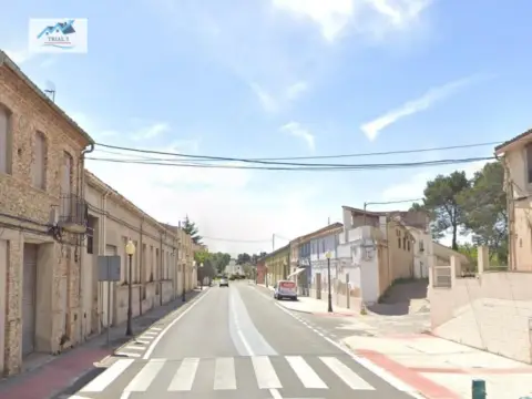 Nave industrial en calle de Alacant a Villena