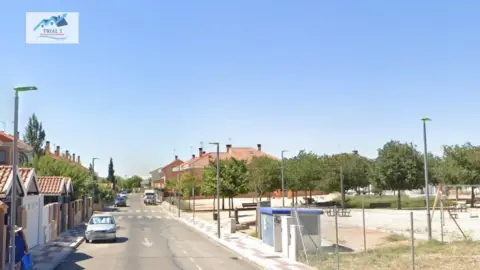 Casa adosada en calle de Luis Buñuel