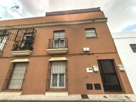 Casa adosada en calle de Campoamor