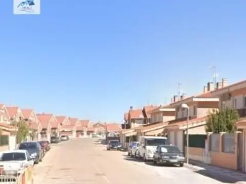 Casa en calle Miguel de Cervantes