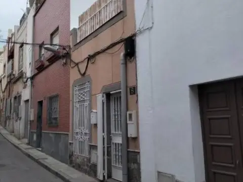 Casa en calle Duimovich
