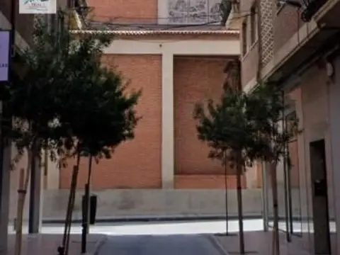 Local comercial en calle Lopez Lacal Ign