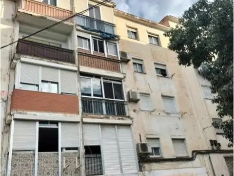 Piso en calle Trinquete