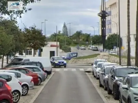 Piso en Avenida de la Marina
