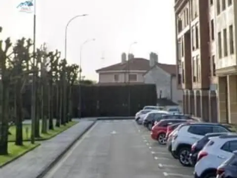 Piso en calle Naranjo de Bulnes