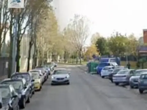 Piso en Avenida del Deporte
