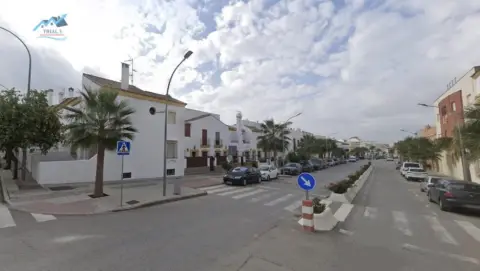 Casa adosada en Avenida de la Independencia