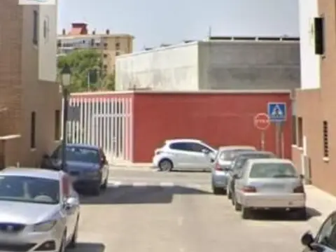 Casa adosada en calle Progreso