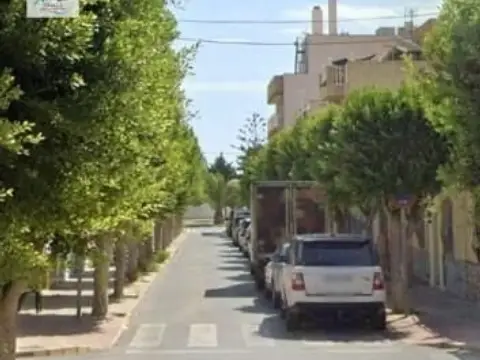Casa en calle Álvaro de Bazán