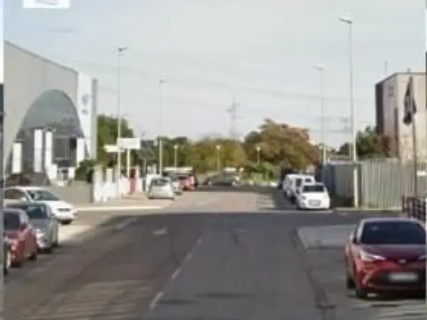 Nave industrial en calle Dels Almogavers