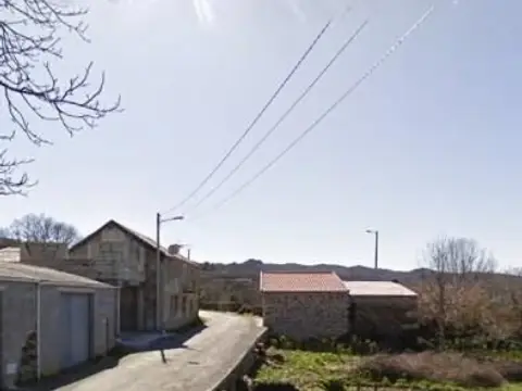 Casa en calle Guntumil