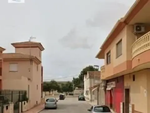 Piso en calle del Río Genil