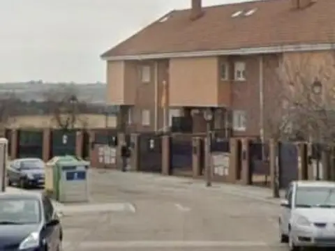 Casa en calle de Santoña