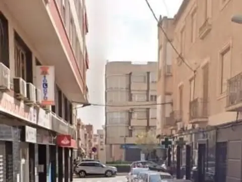 Piso en calle de Santa Ana