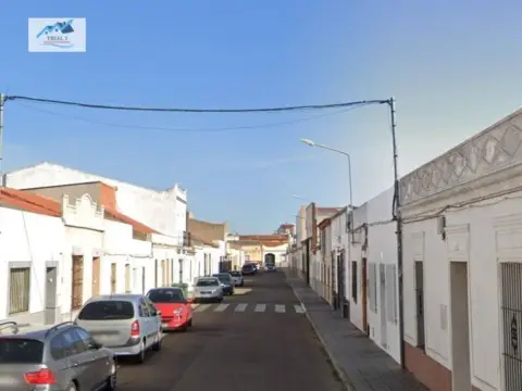 Casa en calle de Derecha
