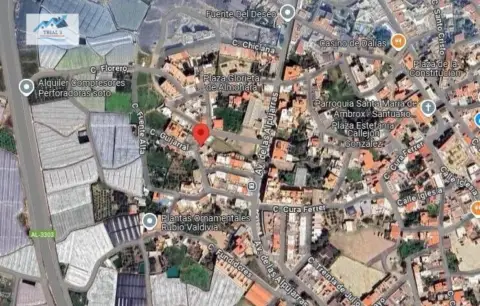 Casa en calle de la Ronda de Almohara