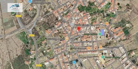 Casa en calle José Gómez Abad