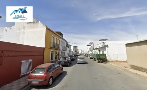 Casa en calle de la Central