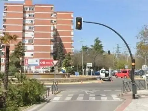 Piso en Avenida de Los Andes