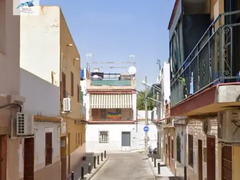 Casa en calle Bormujos