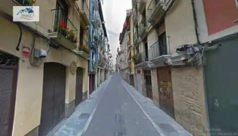 Piso en calle de Joaquín Jarauta
