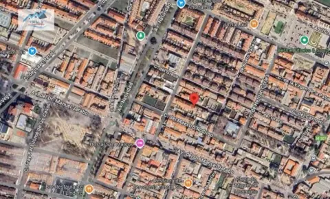 Casa adosada en calle de Manuel de Falla