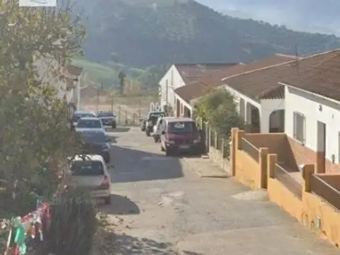 Casa en calle del Ruiseñor