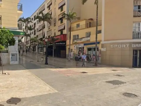 Local comercial en Avenida de Blas Infante