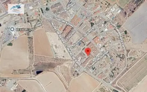 Casa adosada en calle Fray Bartolome Casas(Ferr